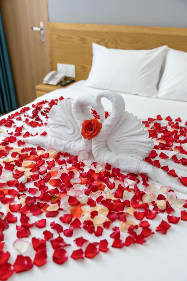 Aparthotel St &